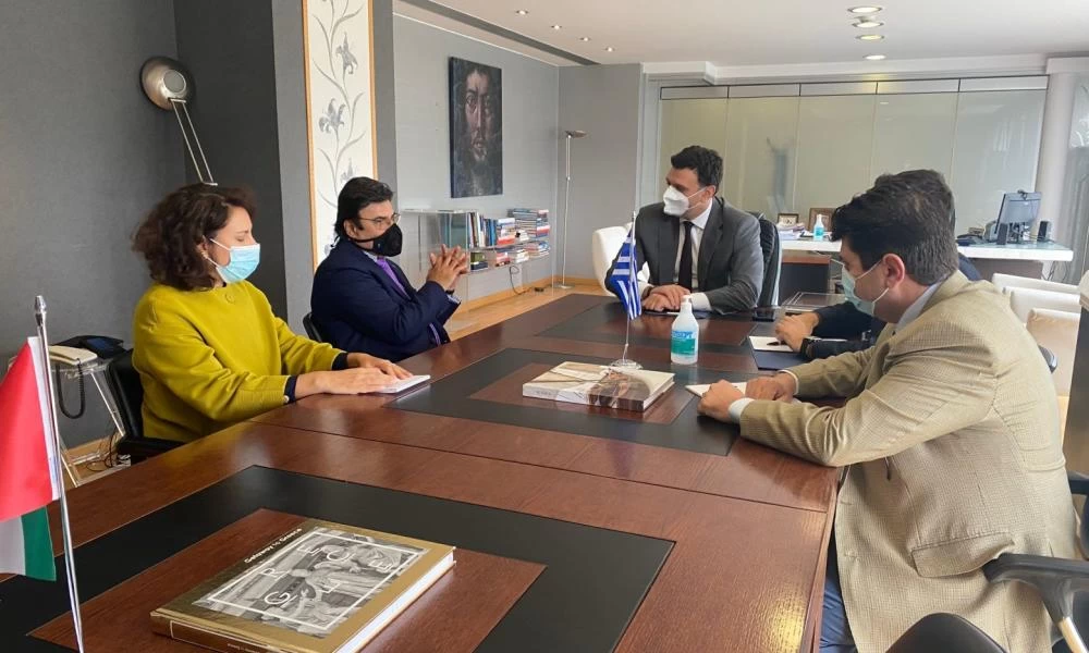 Tουρισμός: Τετ α τετ Κικίλια με τον Πρέσβη των ΗΑΕ